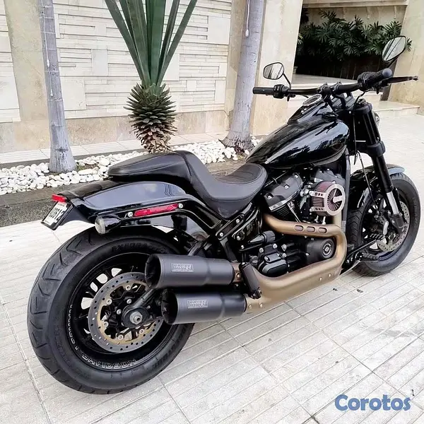 motores y pasolas - 2018 Harley-Davidson Fat Bob 8