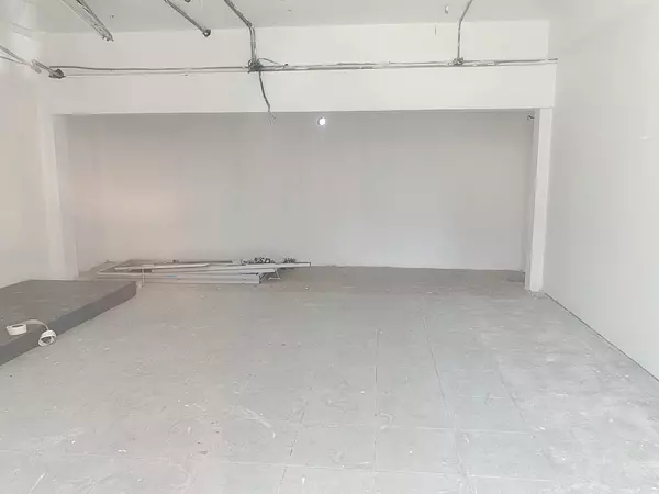 oficinas y locales comerciales - Local céntrico evaristo 2