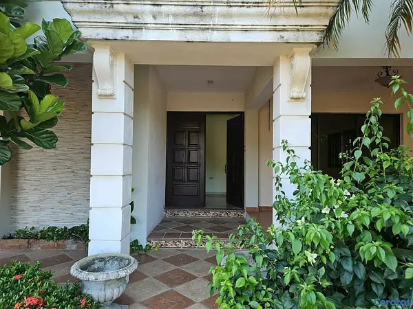casas - Alquiler de Casa en Ensanche Julieta Morales 3