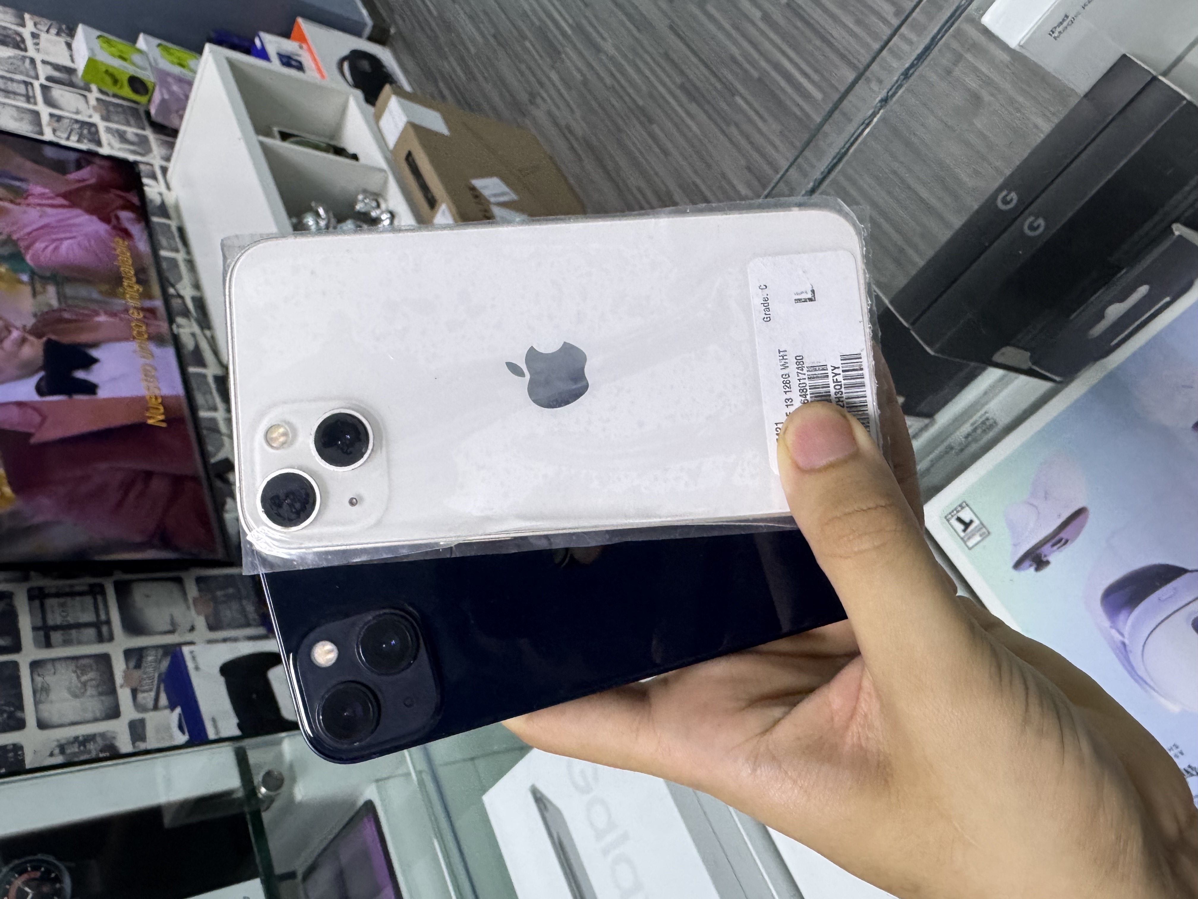 celulares y tabletas - iPhone 13 128gb Factory Altice 0
