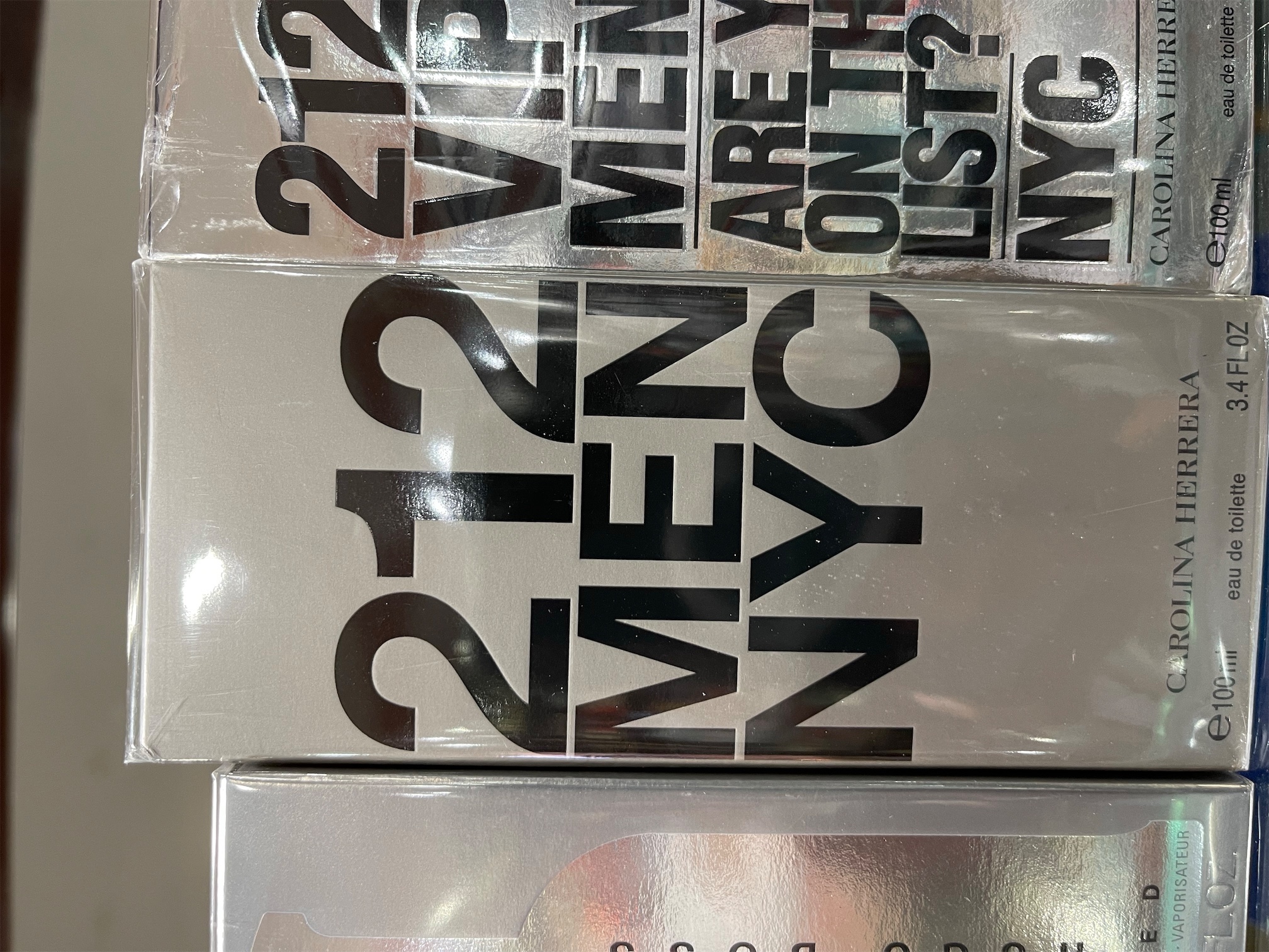 salud y belleza - Perfume 212 New York. Carolina Herrera. AL POR MAYOR Y AL DETALLE