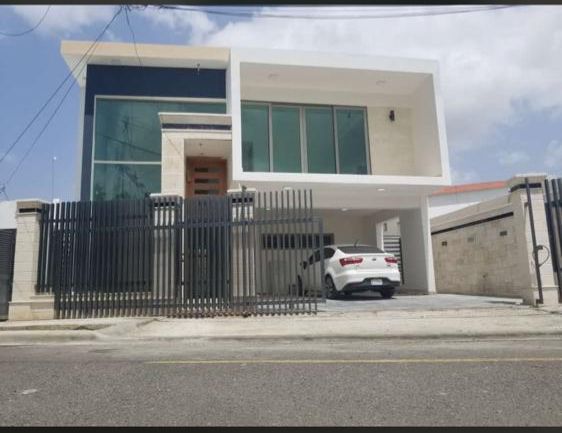 casas - CASA EN VENTA EN SANTIAGO. 0
