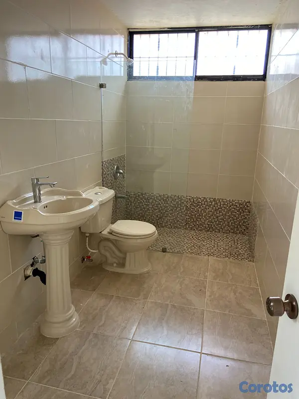 casas - Vendo Casa REMODELADA TOTAL en Buena vista II, 7 HABS., 443 Mts.2, REBAJADA 10