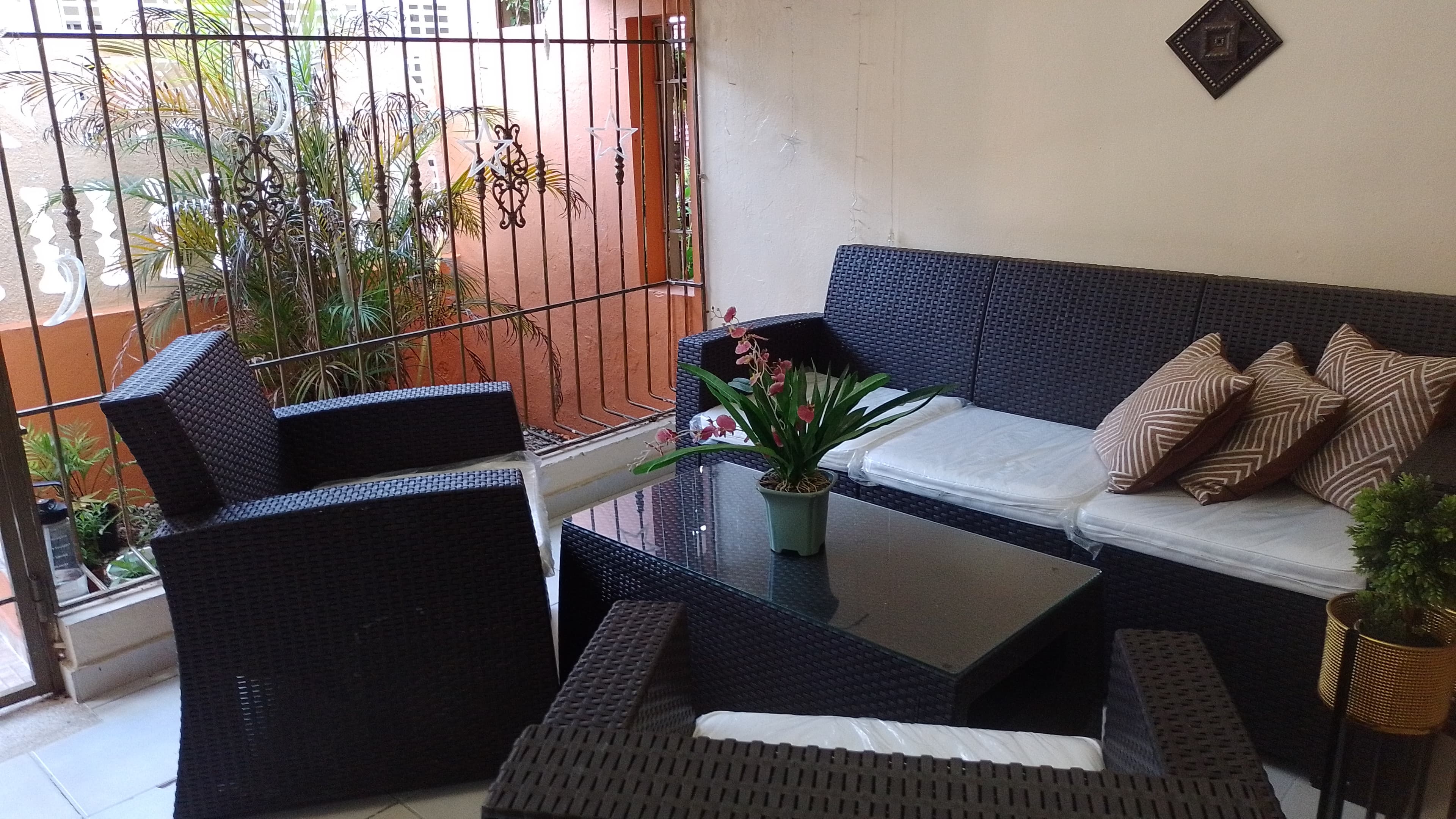 casas - venta de casa duplex de 2 nivel en valle del este 5