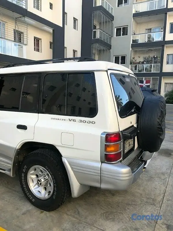 jeepetas y camionetas - Mitsubishi Montero V6  Gen2,1998 5