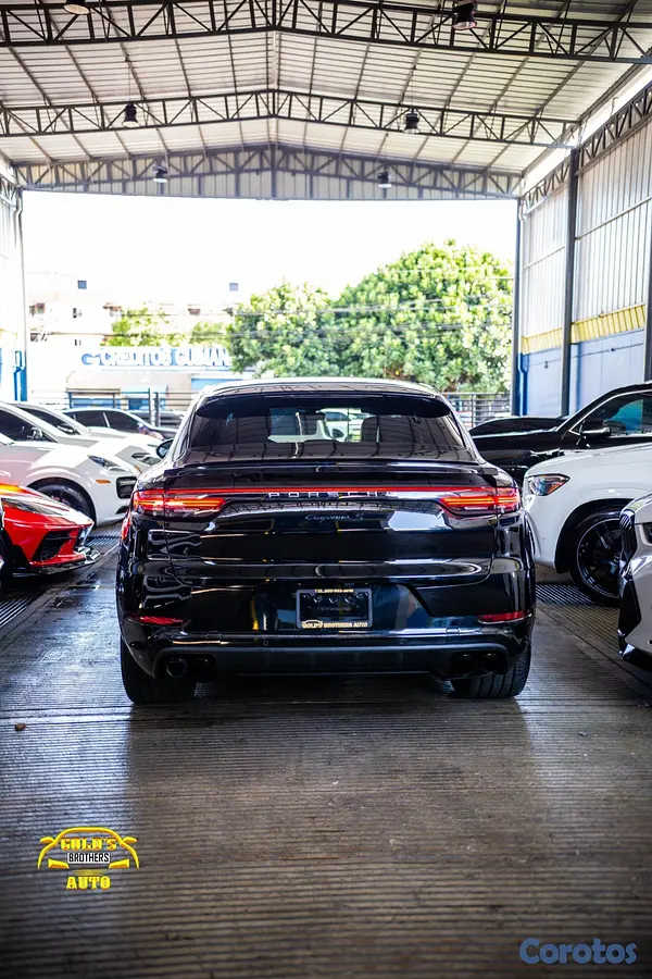 jeepetas y camionetas - Porsche Cayenne S Coupe 2021 Recien Importada  5