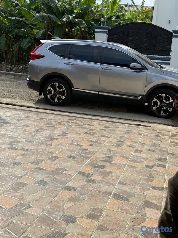 jeepetas y camionetas - honda Crv touring 2018 2