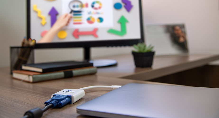 computadoras y laptops - ADAPTADOR XTECH USB TYPE C,  A VGA HEMBRA. (XTC-550) 1