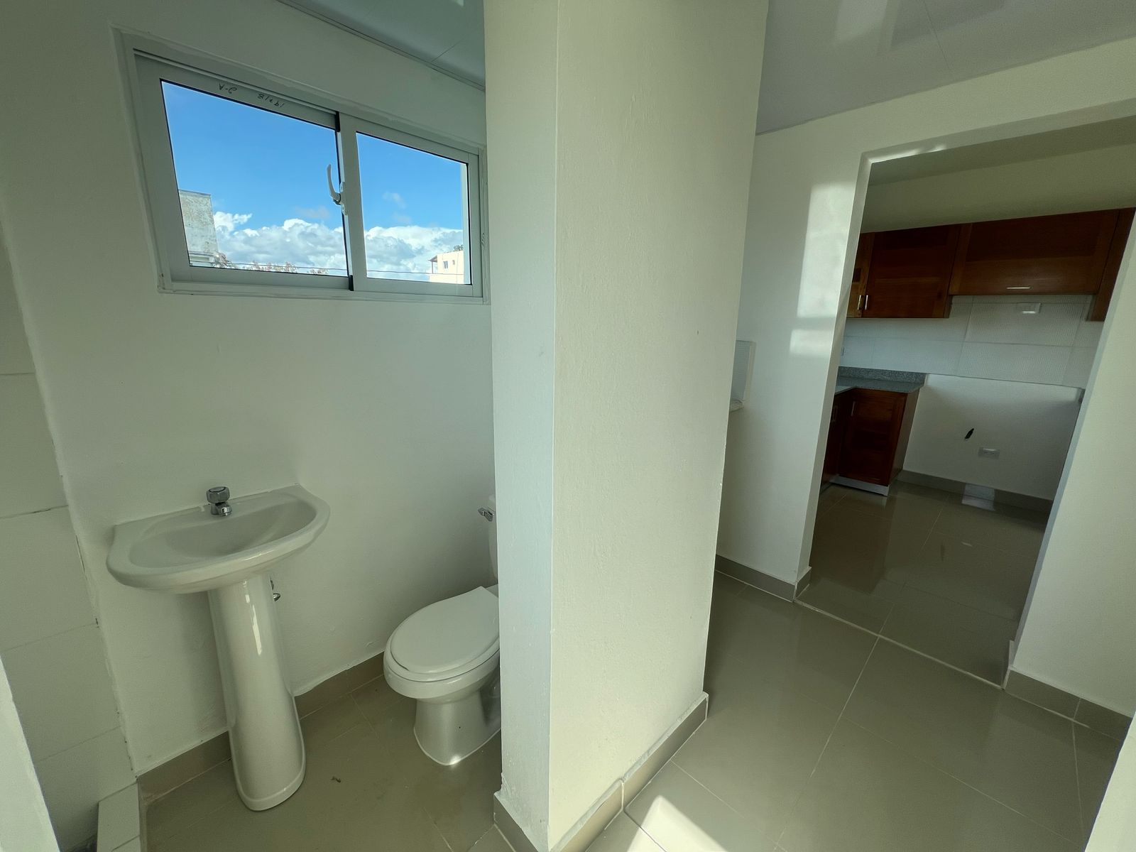 apartamentos - Se Vende Apartamento Nuevo en 2do Nivel, Prox a la Aut Las Américas  7