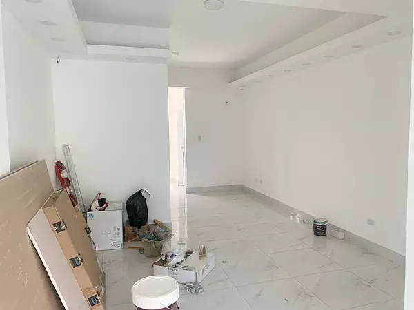oficinas y locales comerciales - Local céntrico en los Prados 2