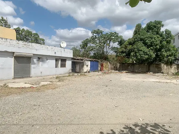 solares y terrenos - Solar comercial 6