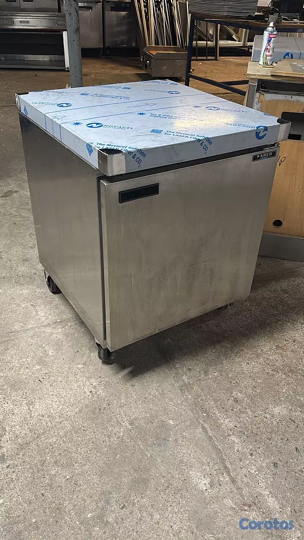 equipos profesionales - Mesa fría tipo Pantry / Lisa de 1 puerta en Oferta 2