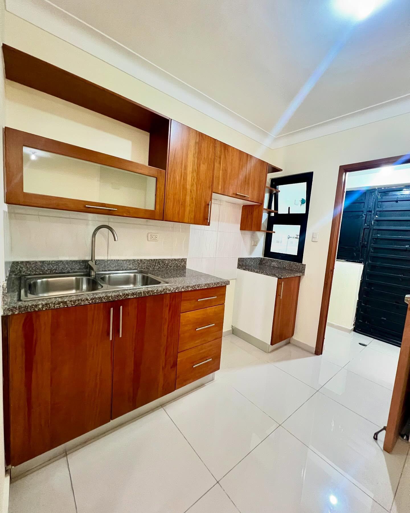apartamentos - Tercer Piso En El Millón De Oportunidad Como Nuevo 1