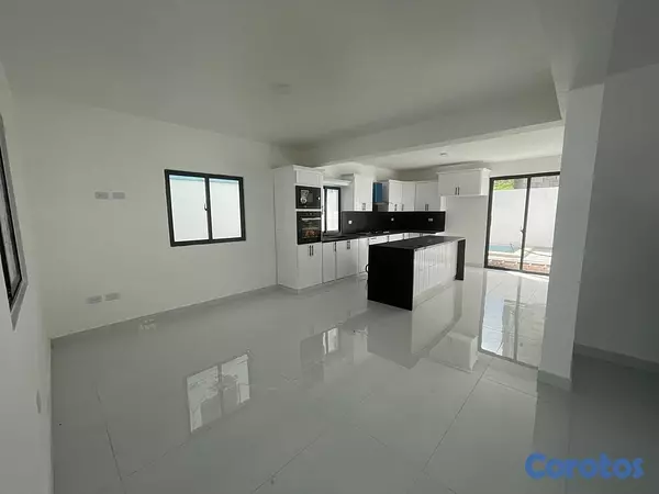 casas - venta de casa moderna con piscina en la autopista de san isidro prado oriental  7