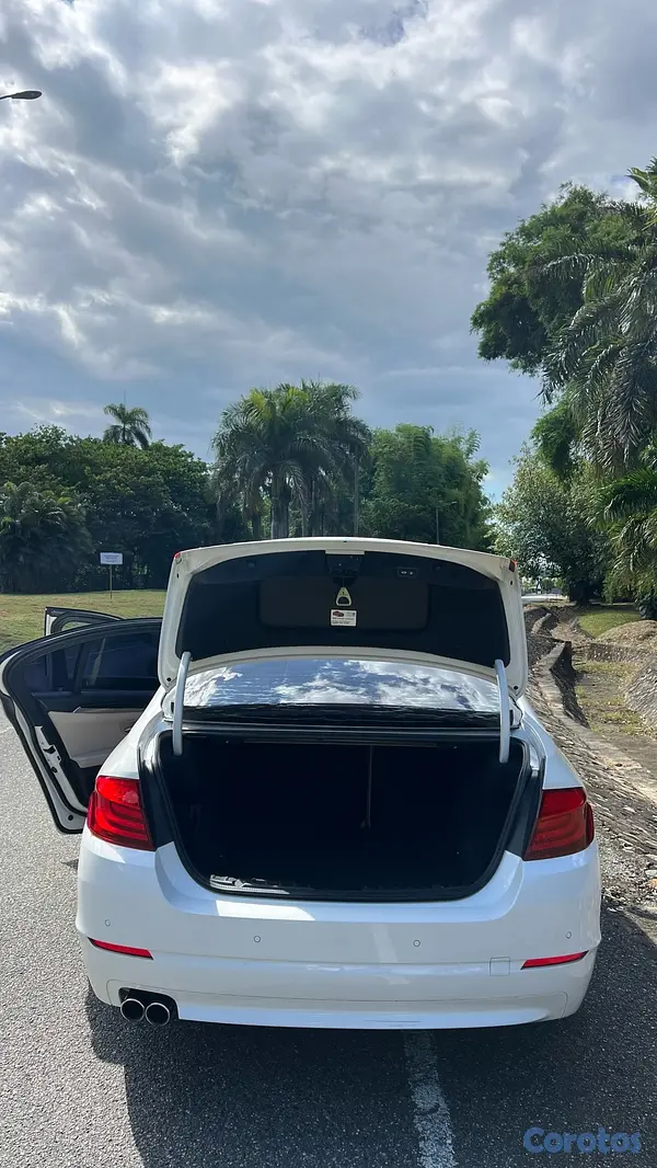 carros - BMW 528i 2011  7