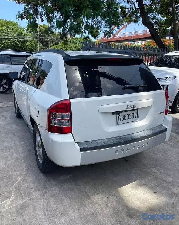 jeepetas y camionetas - JEEP COMPASS LIMETED 2010 4