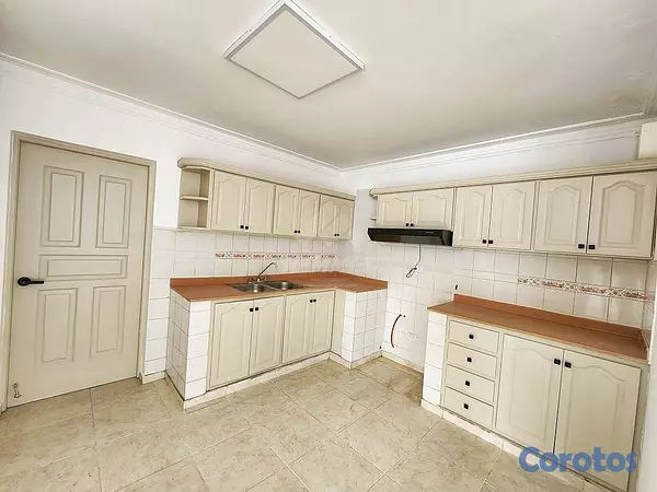 casas - CASA CON PATIO Y TERRAZA LOS CERROS GURABO SANTIAG 6