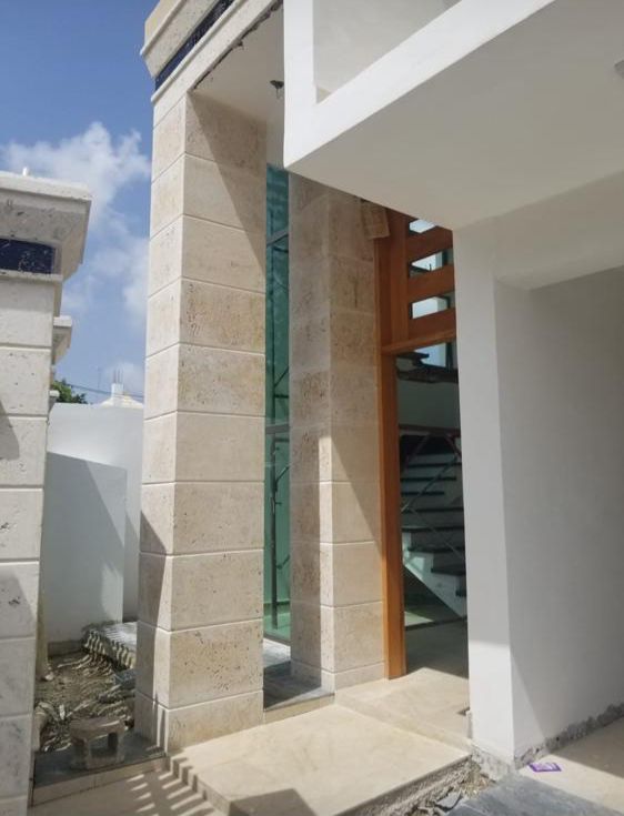 casas - CASA EN VENTA EN SANTIAGO. 1