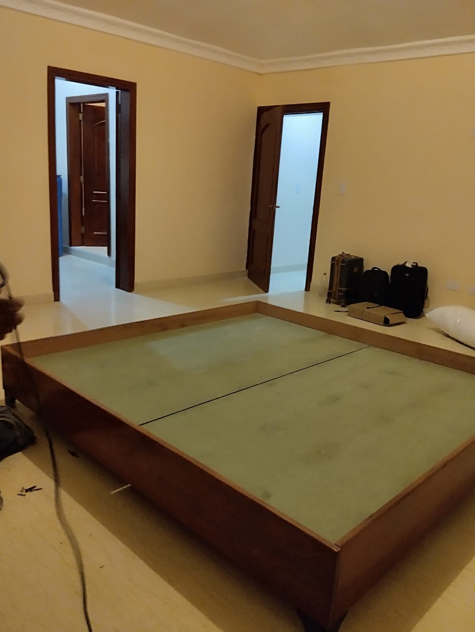 muebles y colchones - Base de cama doble, desarmable 