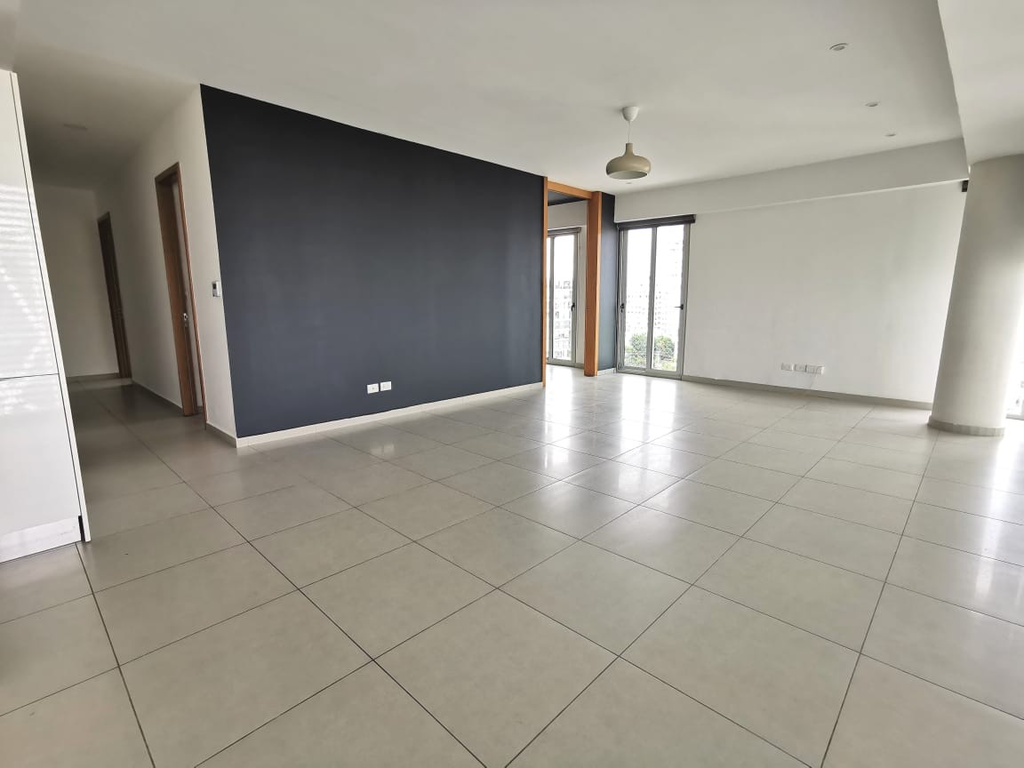 apartamentos - Apartamento en alquiler con línea blanca, Piantini!!
153 metros
 Piso 10
1800usd