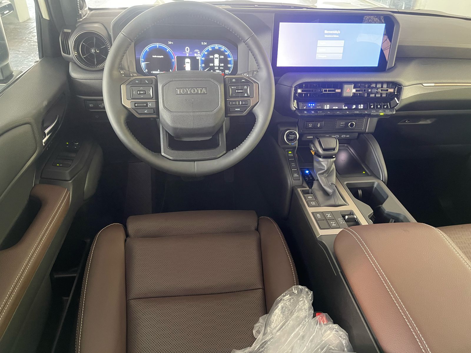 jeepetas y camionetas - Toyota Land Cruiser Prado Adventure 2025 3