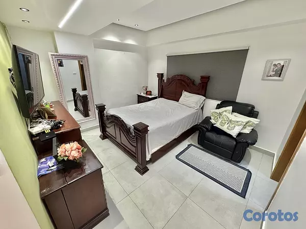 apartamentos - Apartamento 2do piso con terraza en los prados  4