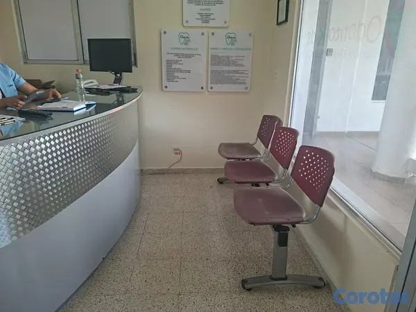 oficinas y locales comerciales - Local Comercial en Renta con Excelente ubicación 2