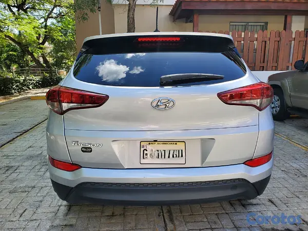 jeepetas y camionetas - Hyundai tuson 2017 Version americana 6