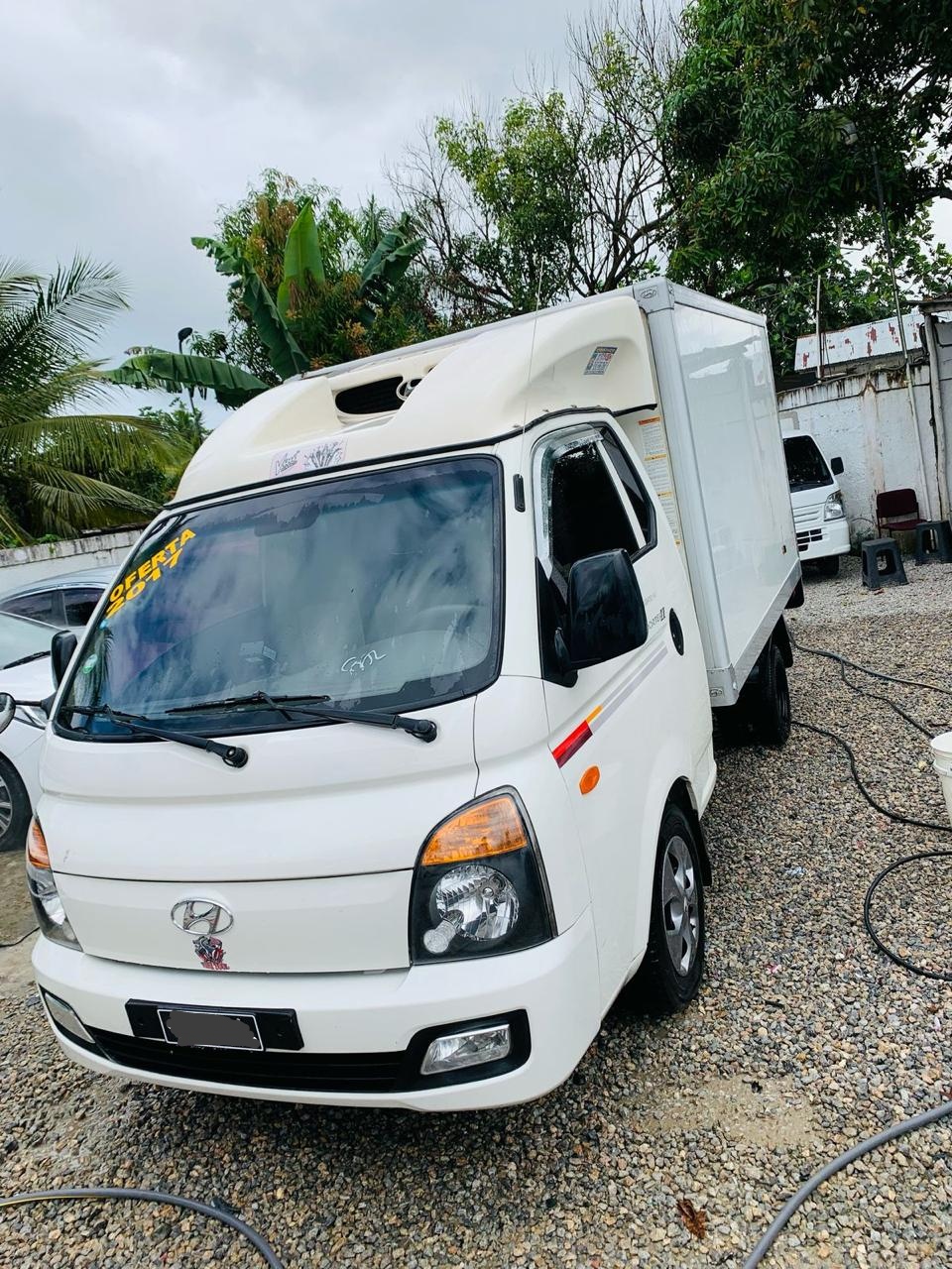 camiones y vehiculos pesados - 2017 Hyundai Porter Refrigerado  2