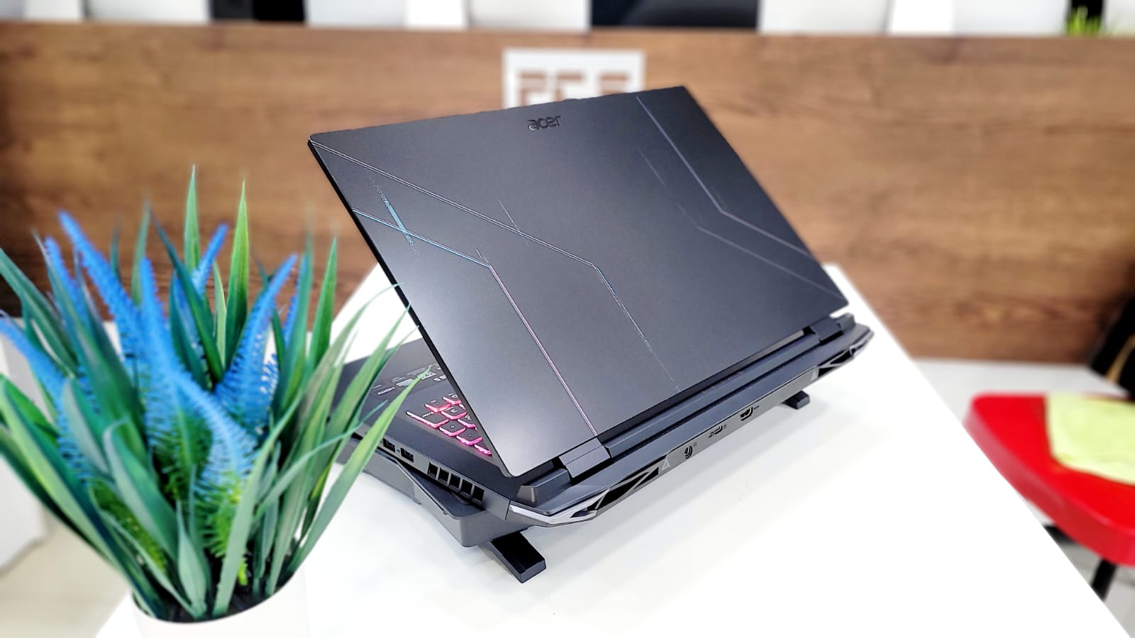 computadoras y laptops - Laptop GAMING ACER NITRO 17 RYZEN 7 + 3060 17 PLG 3