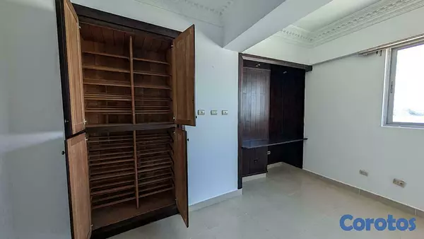 apartamentos - vendo en renacimiento de oportunidad 4