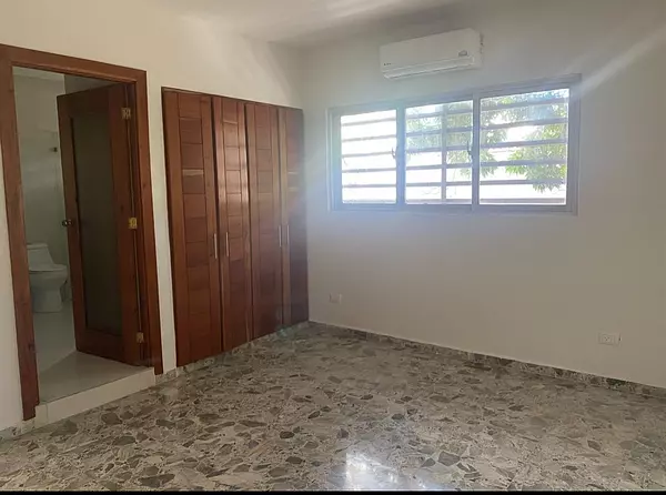 casas - Casa en alquiler con vista al botanico 3