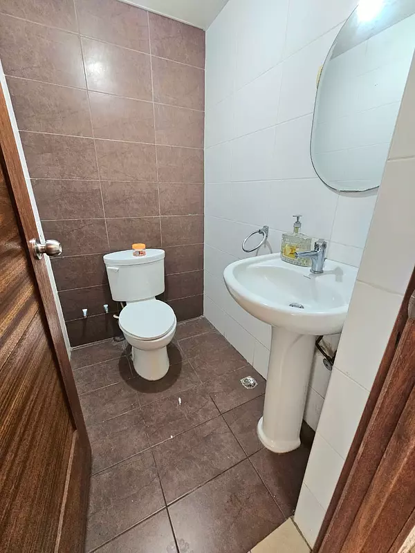 apartamentos - Se vende Apartamento en BELLA VISTA 1ER NIVEL  5