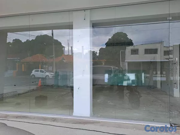 oficinas y locales comerciales - 🔵alquilo local 1er piso 45 mts en los prados  2