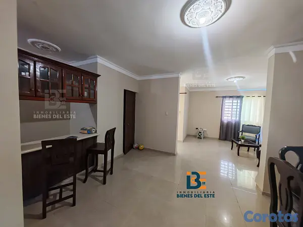 apartamentos - SE VENDE Apartamento con Tres Habitaciones y tres  1