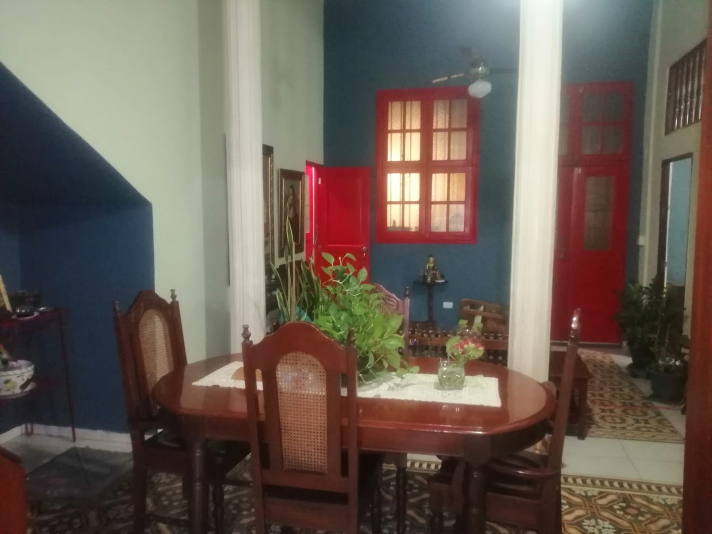 apartamentos - Venta de Edificio de 3 niveles en Zona Colonial 7