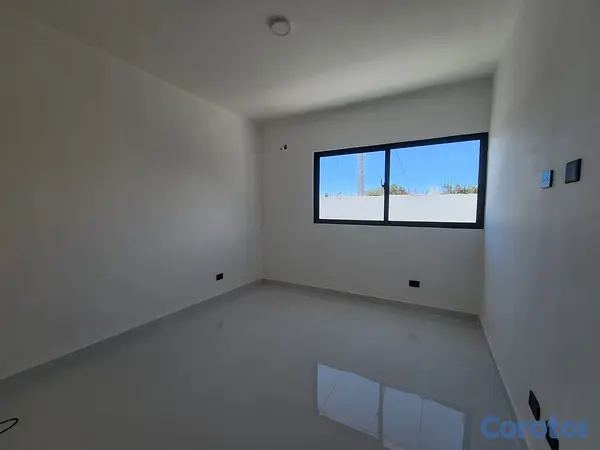 casas - venta de espectacular casa con piscina en la autopista de san isidro  14