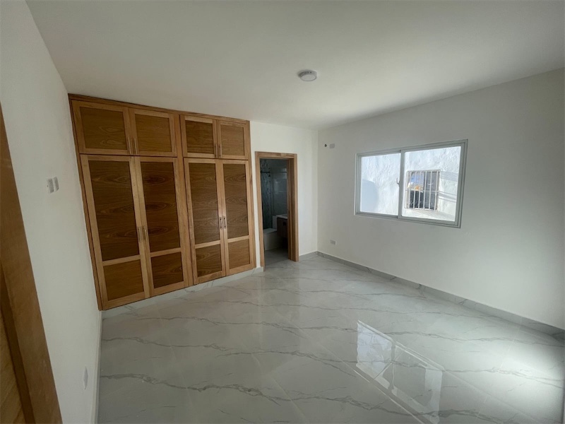 casas -  casa con piscina en la Autopista de San Isidro Santo Domingo 8