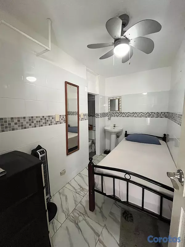 casas - vendo casa los restauradores 4 habitaciones con baño 4 parqueos jacuzzi terraza 16