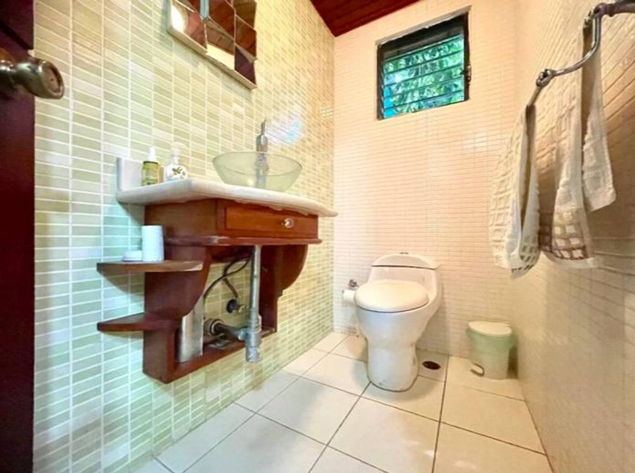 casas - Se vende encantadora casa en Los Ríos 7