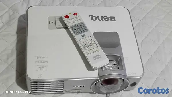 otros electronicos - vendo proyector Benq 2