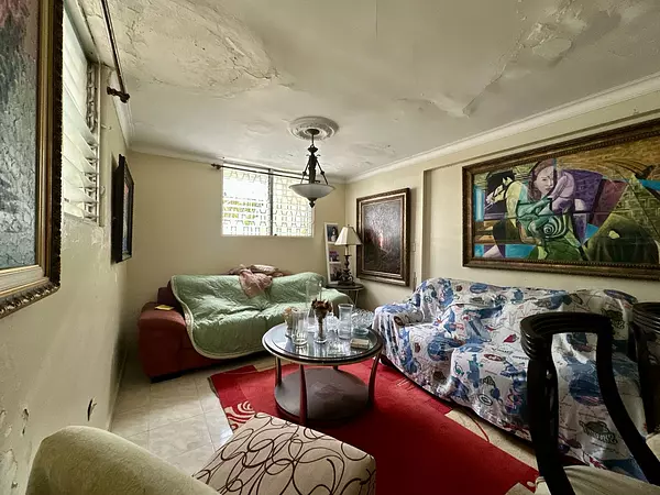 casas - Casa en venta en Av.   Independencia  9