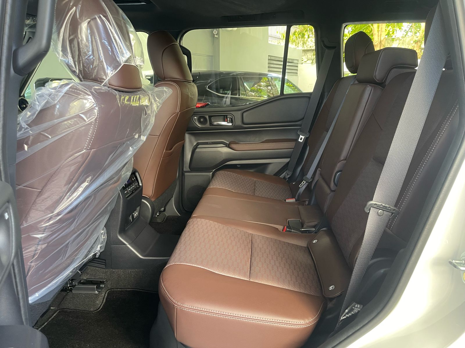 jeepetas y camionetas - Toyota Land Cruiser Prado Adventure 2025 4