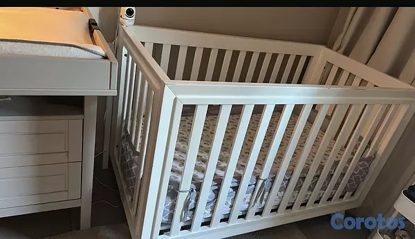 muebles - Vendo cuna convertible  2