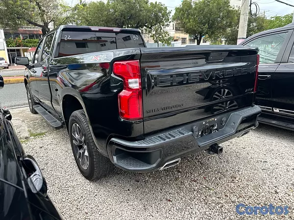 jeepetas y camionetas - Chevrolet Silverado RST Diesel  Año 2021  4