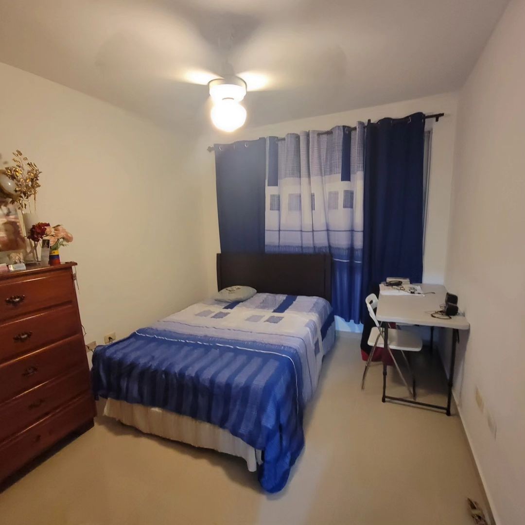 apartamentos - VENDO Amplio Primer Piso de Oportunidad En Viejo Arroyo Hondo Próximo Al Club 8