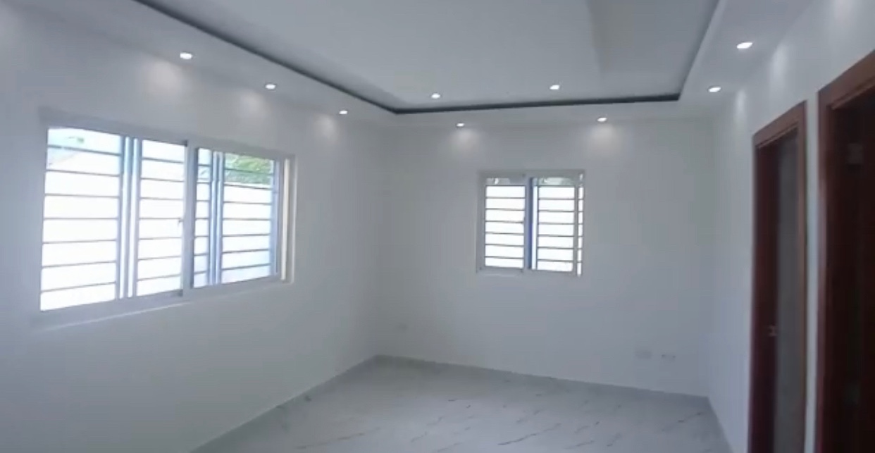 apartamentos - Venta de apartamento en la autopista de san Isidro brisa oriental 120mts 2