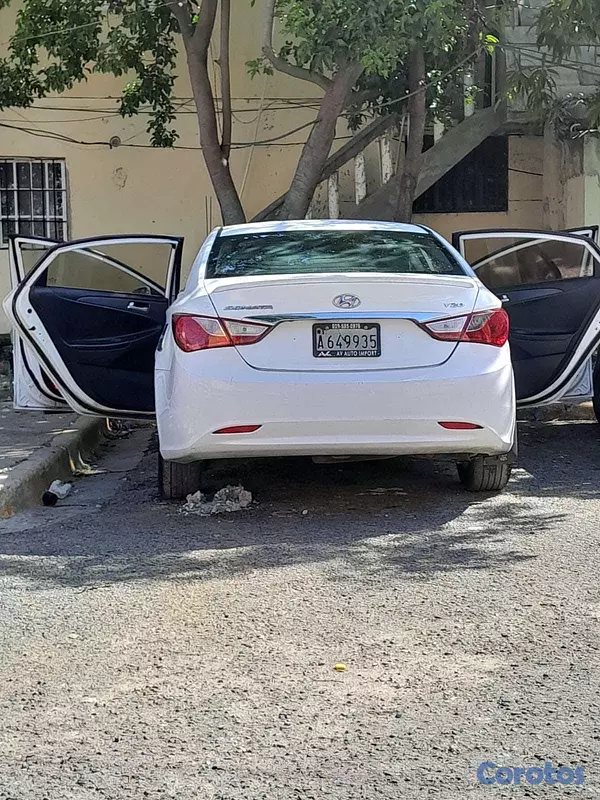 carros - se alquila carro para Uber pagos semanales  4