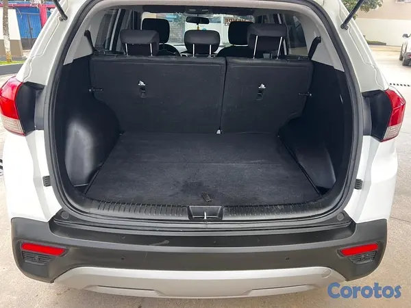 jeepetas y camionetas -  Hyundai cantus en excelente condiciónes  12
