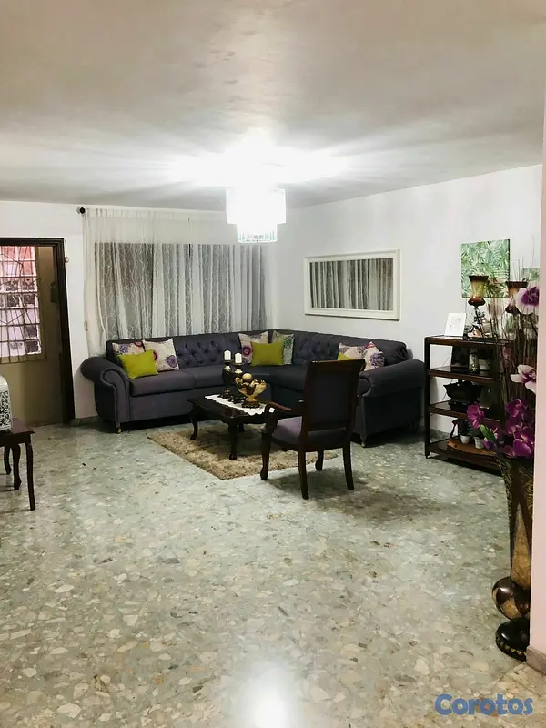 casas - Se vende casa en el Brisal, carretera mella, Santo Domingo Este  4
